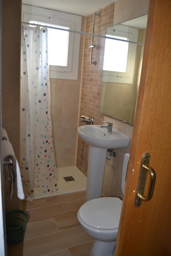 Hostal Casa Torrent Canet De Mar Buitenkant foto